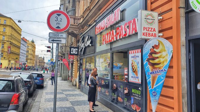Quattro Gusti Pizza Kebab, Jugoslávská (Praha)